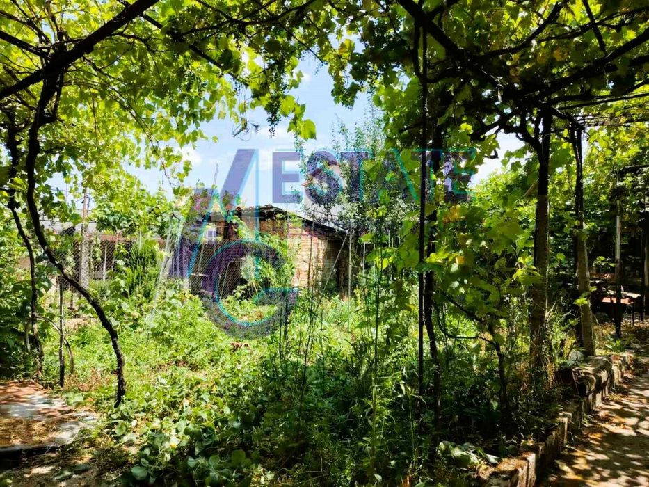 Продава се Къща в Карнобат - 68 кв.м за 809 €/кв.м - Снимка #2