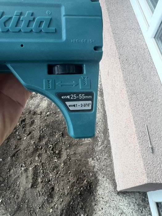 Пълнител (приставка) за винтоверт макита (makita)