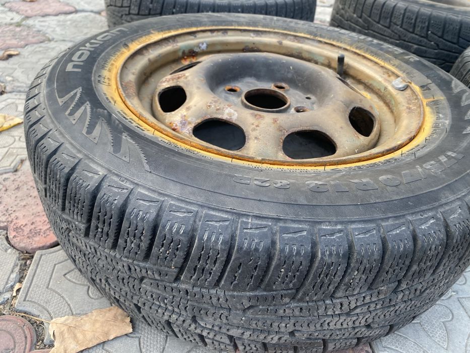 Диски с зимними шинами 175/70 13R