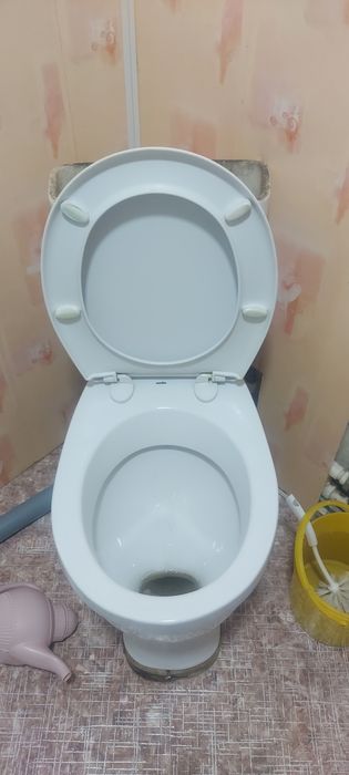 Продам туалет б.у