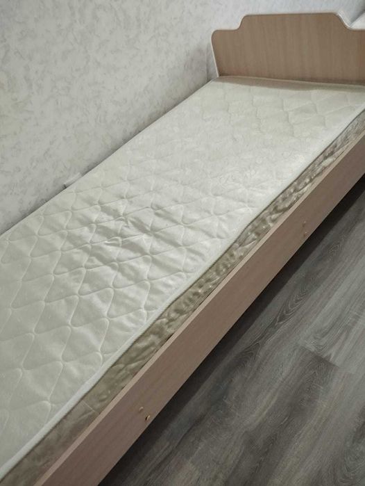 Кровать односпальная