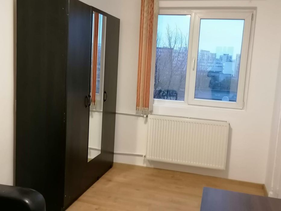 Garsonieră de vânzare