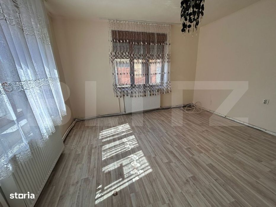 Casa individuala, 150 mp, zona Ghirodei