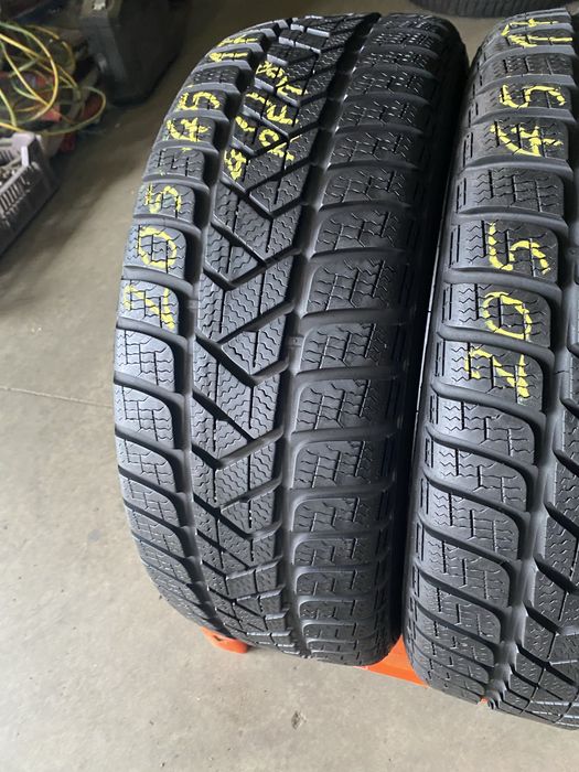 Anvelope iarna 205/45/17 Pirelli Sottozero 3 RFT 205 45 17 R17
