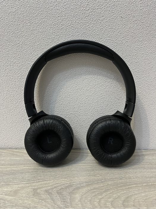 Наушники JBL Tune 520BT черный