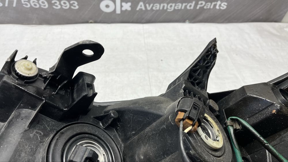 Toyota Land Cruiser десен фар