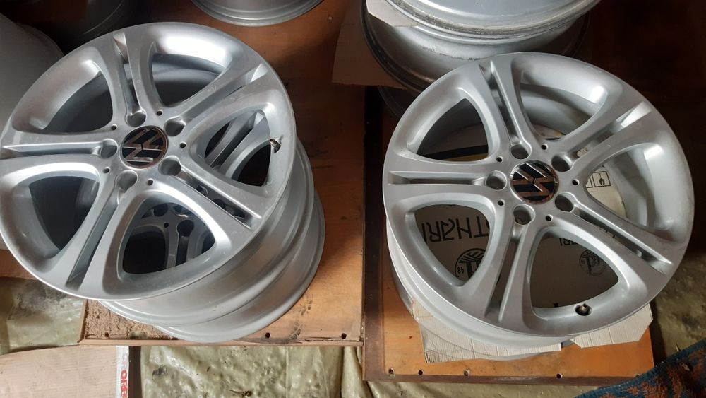 4 jante aliaj  r17 Volkswagen 5x112, Passat, Audi preț 1200 lei setul