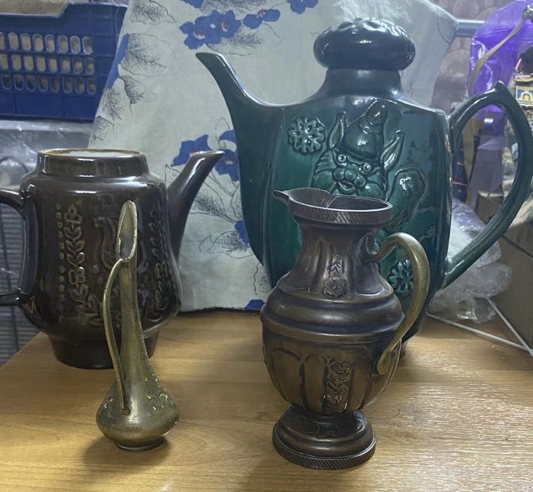 Фарфоровые и бронзовые изделия