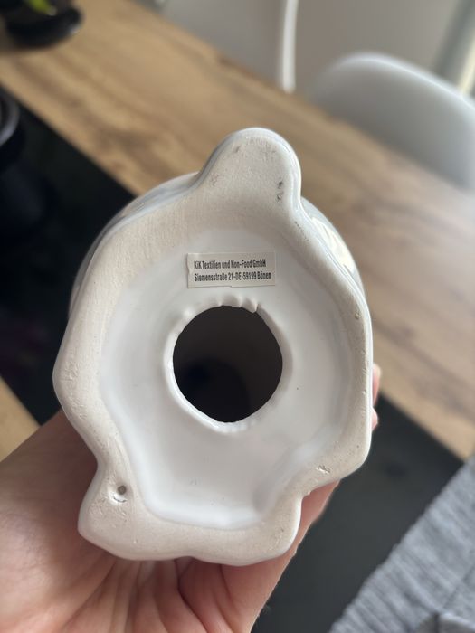 Порцеланова фигурка заек