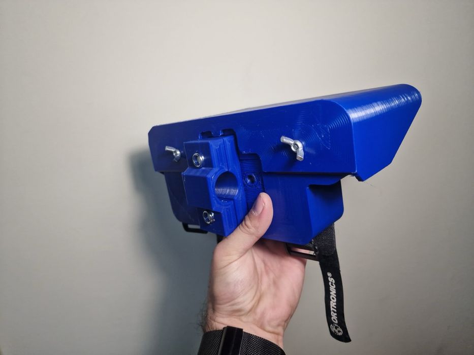 Стойка за навигация гармин монтана 710