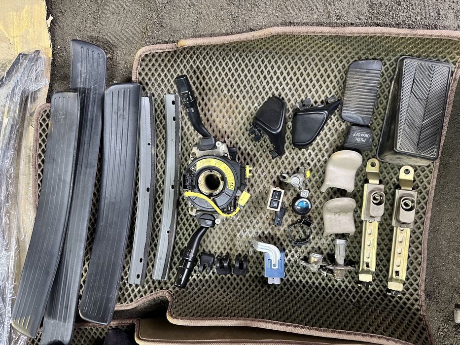 Салон на тойота виндом