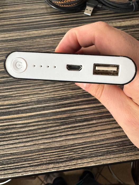 Powerbank / Baterie externa 8000 mAh