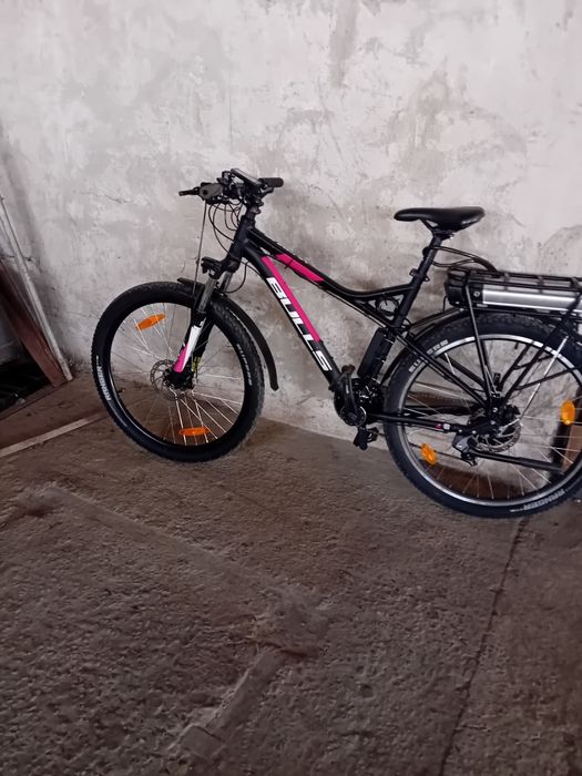 Bicicletă electrică