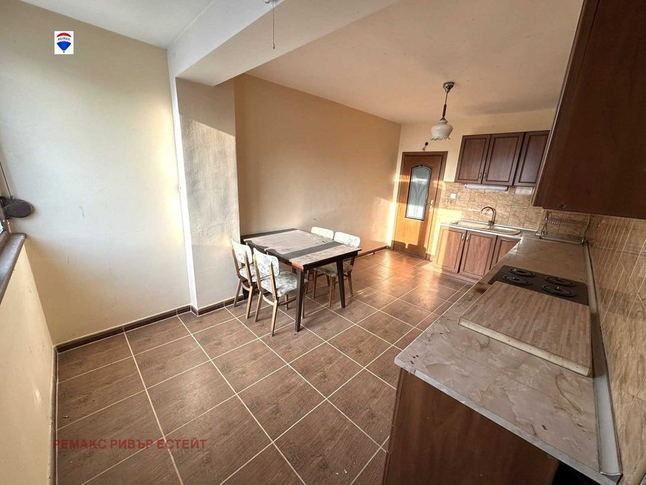 Мезонет с ГАРАЖ за продажба кв. Възраждане