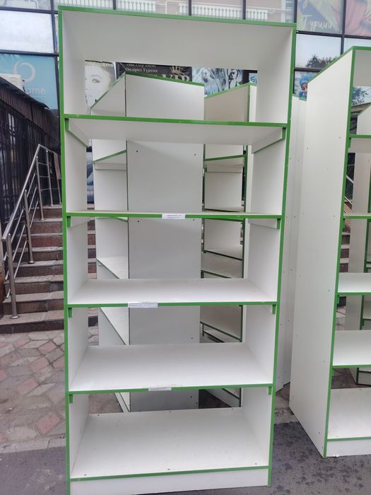 Продам полки для магазина