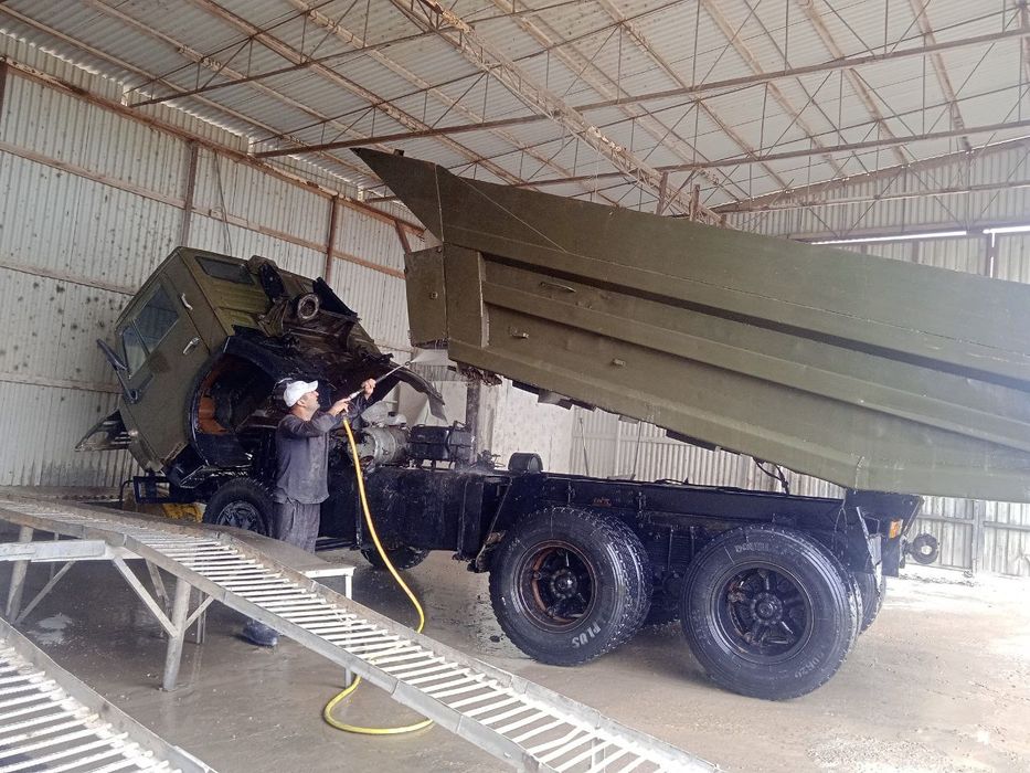 КамАЗ самосвал яхши холатда