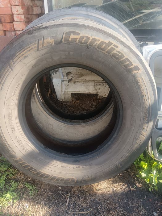 Продам болоны 295/80 22.5