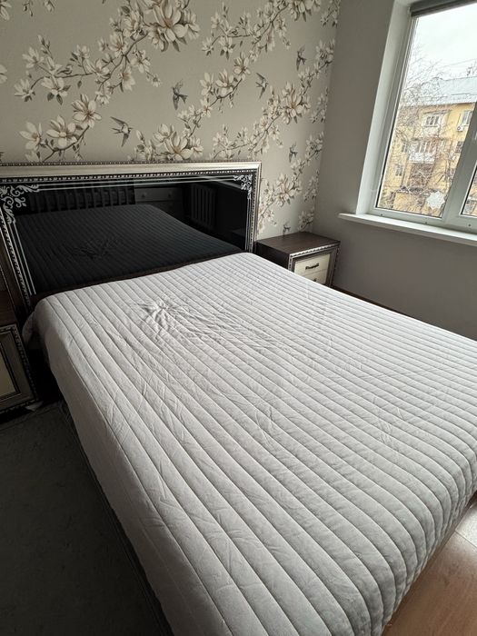 Продам Двуспальную кровать