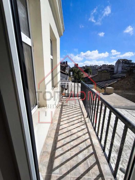 Продава се Тристаен апартамент в Варна, Централна поща - 120 кв.м за 1567 €/кв.м - Снимка #6