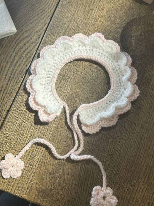 Guler croșetat manual pentru animale