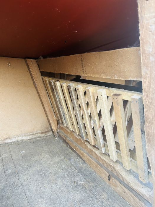 Vând cușcă/coteț pentru iepuri