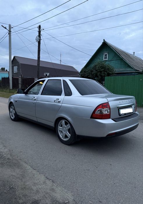 Продам lada priora 2