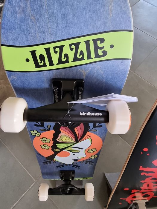 Birdhouse blood logo 8.0