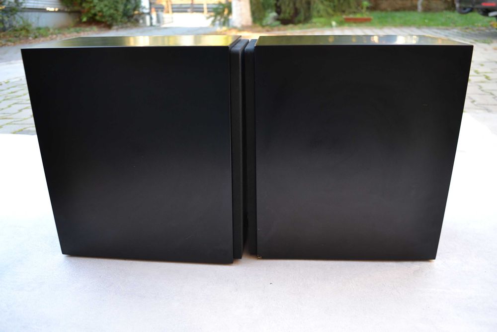 Boxe Elac BS-U 5 Uni-Fi by Andrew Jones