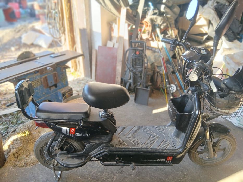 Продам электровелик .