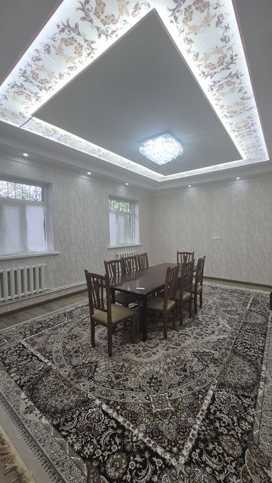 Guliston shahrida tayyor hovli