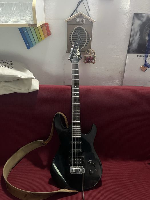 Chitara electrica Washburn