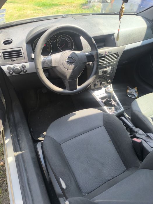 Opel Astra 1.9 120 hp