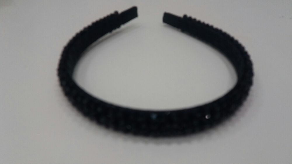 Пояс и ободок черного цвета