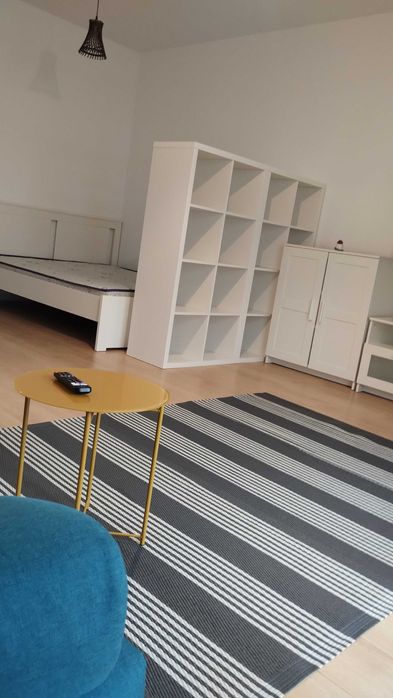 PROPRIETAR ofer spre inchiriere un studio superb cu piscina in Complex Atria sector 1 Bucuresti