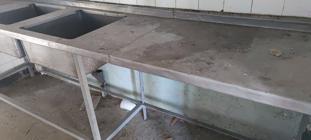 Плотове  и мивки нераждавейка , промишлени