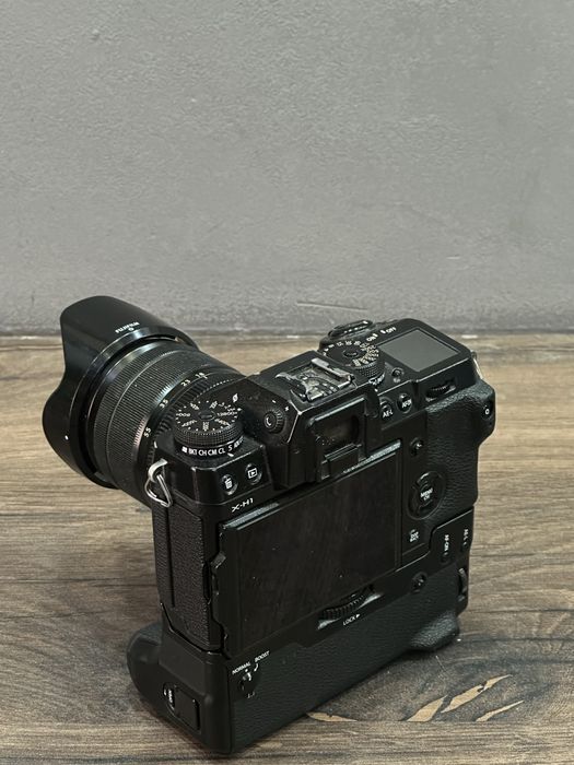 Продается Fujifilm Xh-1 Объектив 18-55 f2.8-4