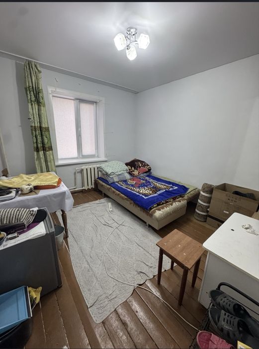 Продам общежитию в районе Школник