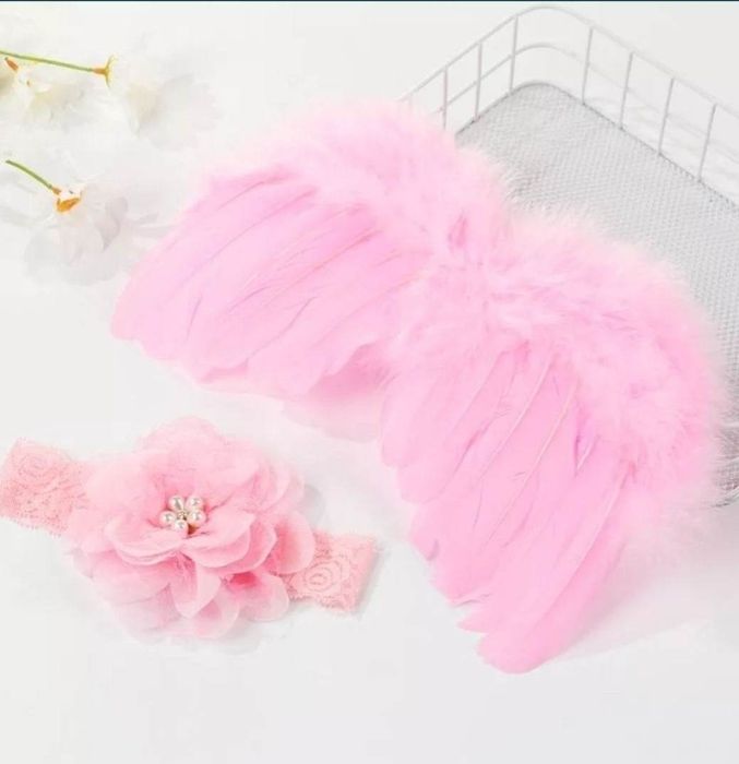 Aripi dragute din pene model nou-nascut | SEDINTE FOTO