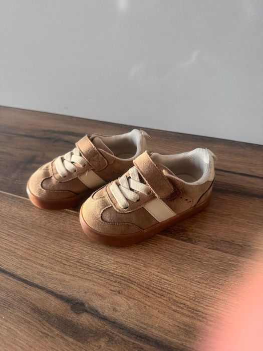 Маратонки и пантофи Mayoral, Hm, Beko 20 номер