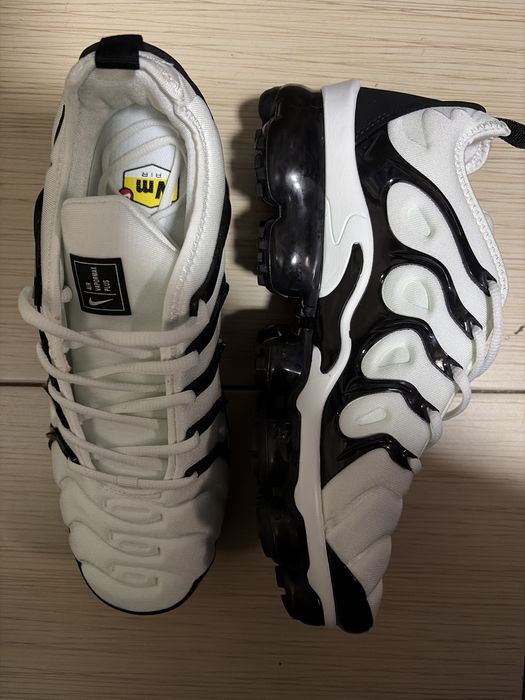 Adidasi Nike AirVapormax Plus