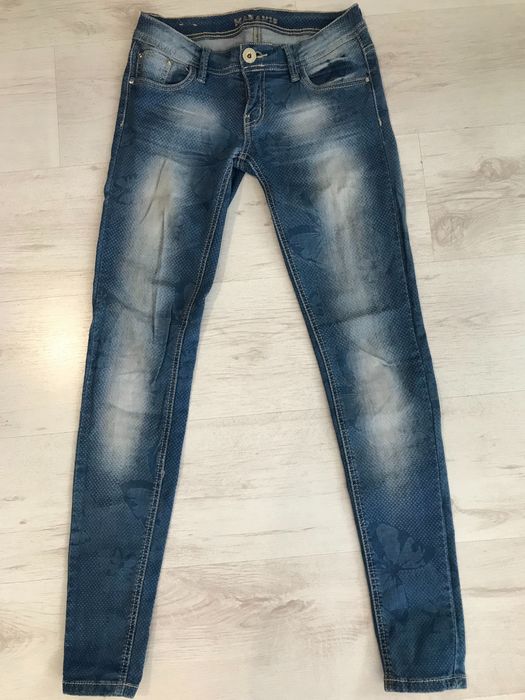 Дамски Дънки - три на цената на две