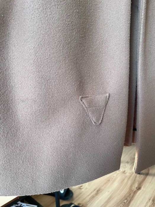 Бежово палто Zara