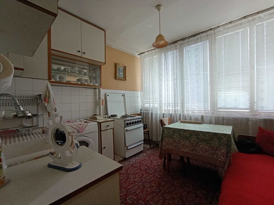 Продава се Двустаен апартамент в Габрово, Бичкиня - 62 кв.м за 905 €/кв.м - Снимка #1