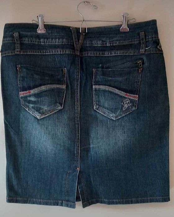 Fustă de blugi midi