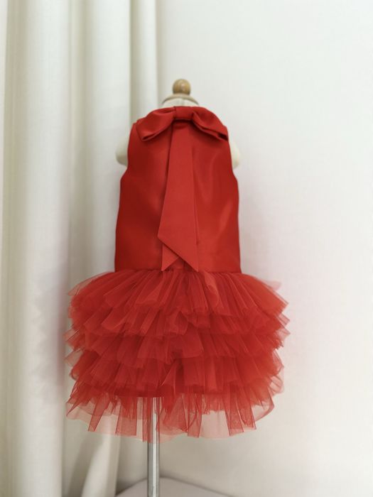 Продам новые детские платья