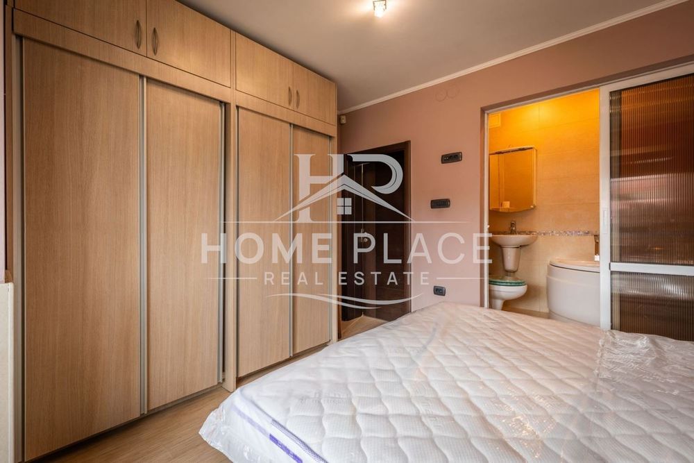 ТРИСТАЕН апартамент под наем - Център