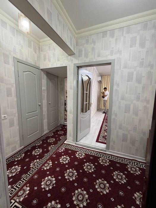 МЕТРО ХАМЗА 65м² ОТДЕЛЬНЫЙ ВХОД 2/8/9 Чиланзар И24 квартал продаётся |
