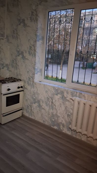 Продаю  Франция  1+1/1/4  на Кадышева