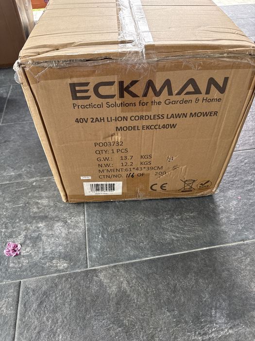 mașină de tuns iarba compactă Eckman 40V fără fir