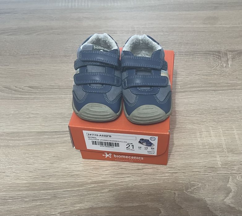 Incaltaminte imblanita Biomecanics